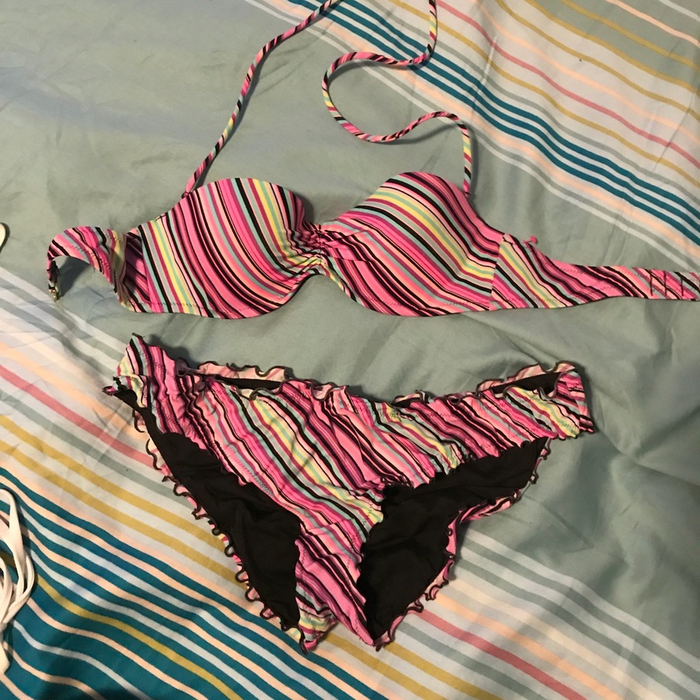 Victoria’s Secret bikini